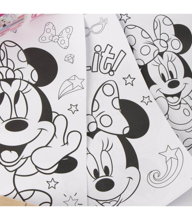 DRAWING SET WITH CASE IN MINNIE BOX Cerda
