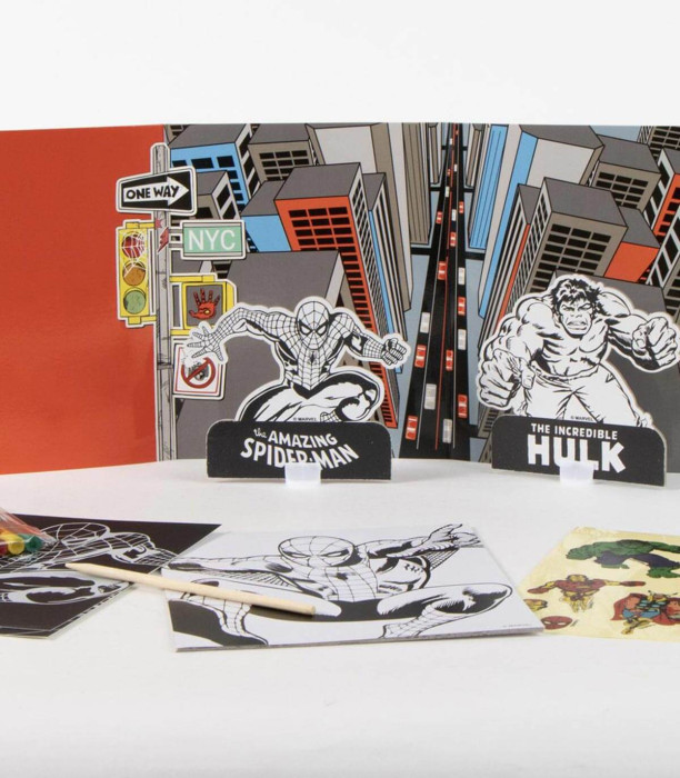 DRAWING SET IN A SPIDERMAN BAG