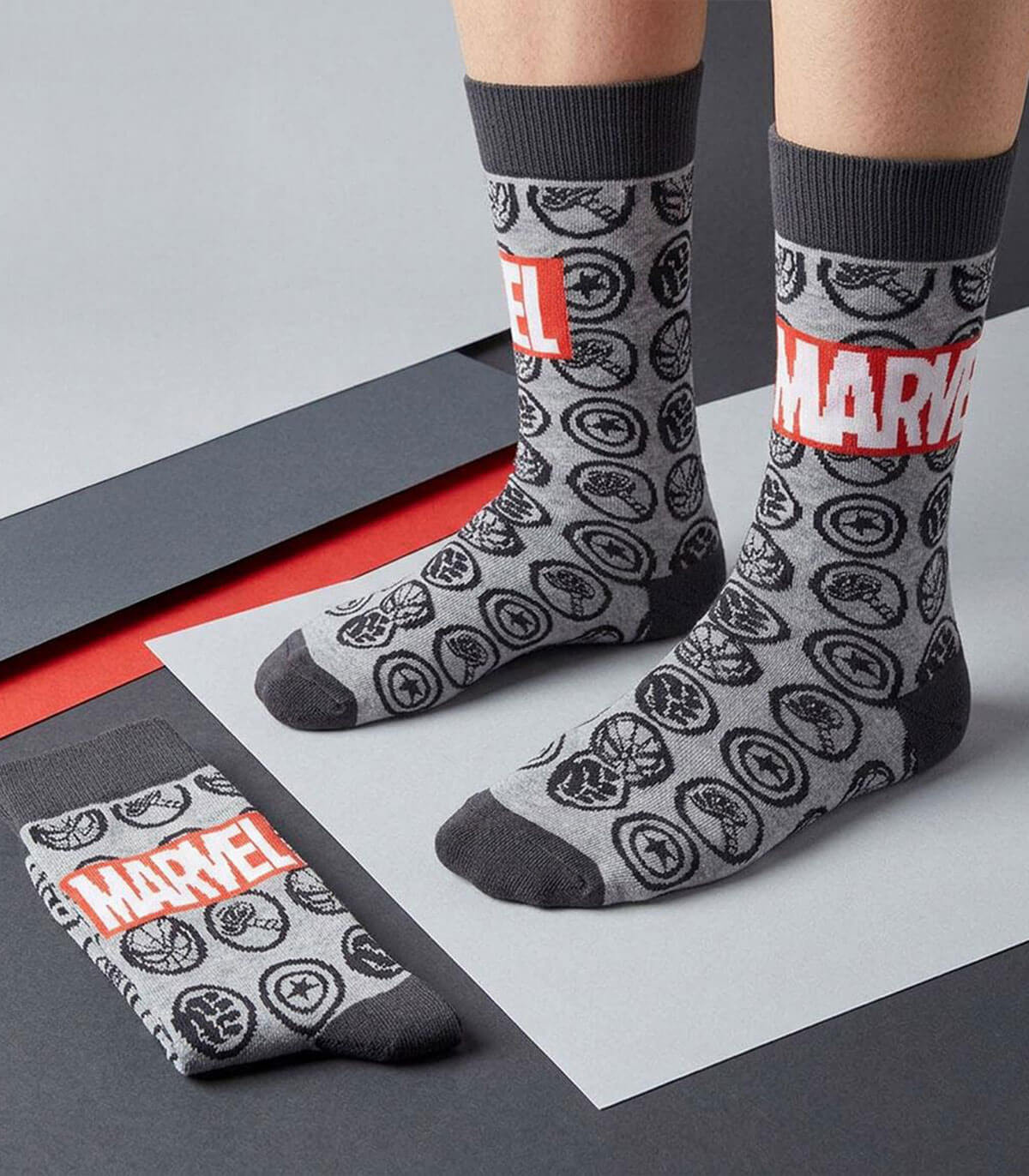 ΕΦΗΒΙΚΕΣ ΚΑΛΤΣΕΣ MARVEL 38/45