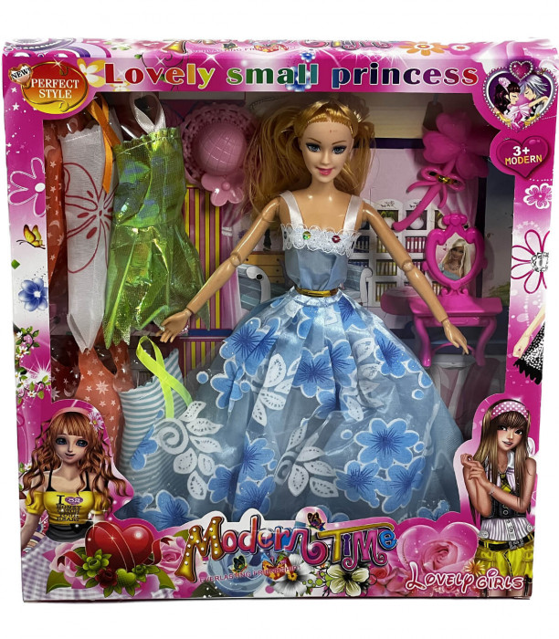 DOLL WITH 6 DRESSES AND ACCESSORIES - DOLLS AND MERMAIDS