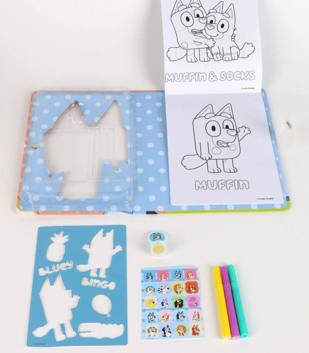 BLUEY COLORING NOTEBOOK WITH STENCILS AND ACCESSORIES Cerda
